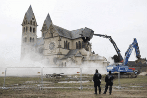allemagne_charbon_destruction_eglise