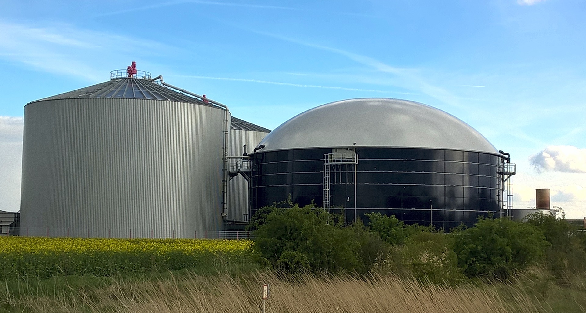 total acquiert fonroche biogaz leader methanisation france - L'Energeek