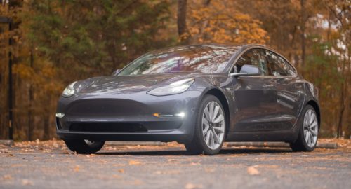 Tesla conforte sa place sur le marché des voitures électriques