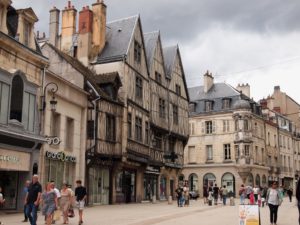 hydrogene vert dijon convertit bennes ordures bus - L'Energeek