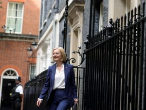 Liz Truss dévoile son plan pour l'énergie