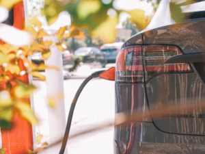 vehicules electriques union europeenne vent debout contre plan subvention us - L'Energeek