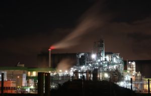 totalenergies plus grande raffinerie france greve hausse salaire pour pdg - L'Energeek