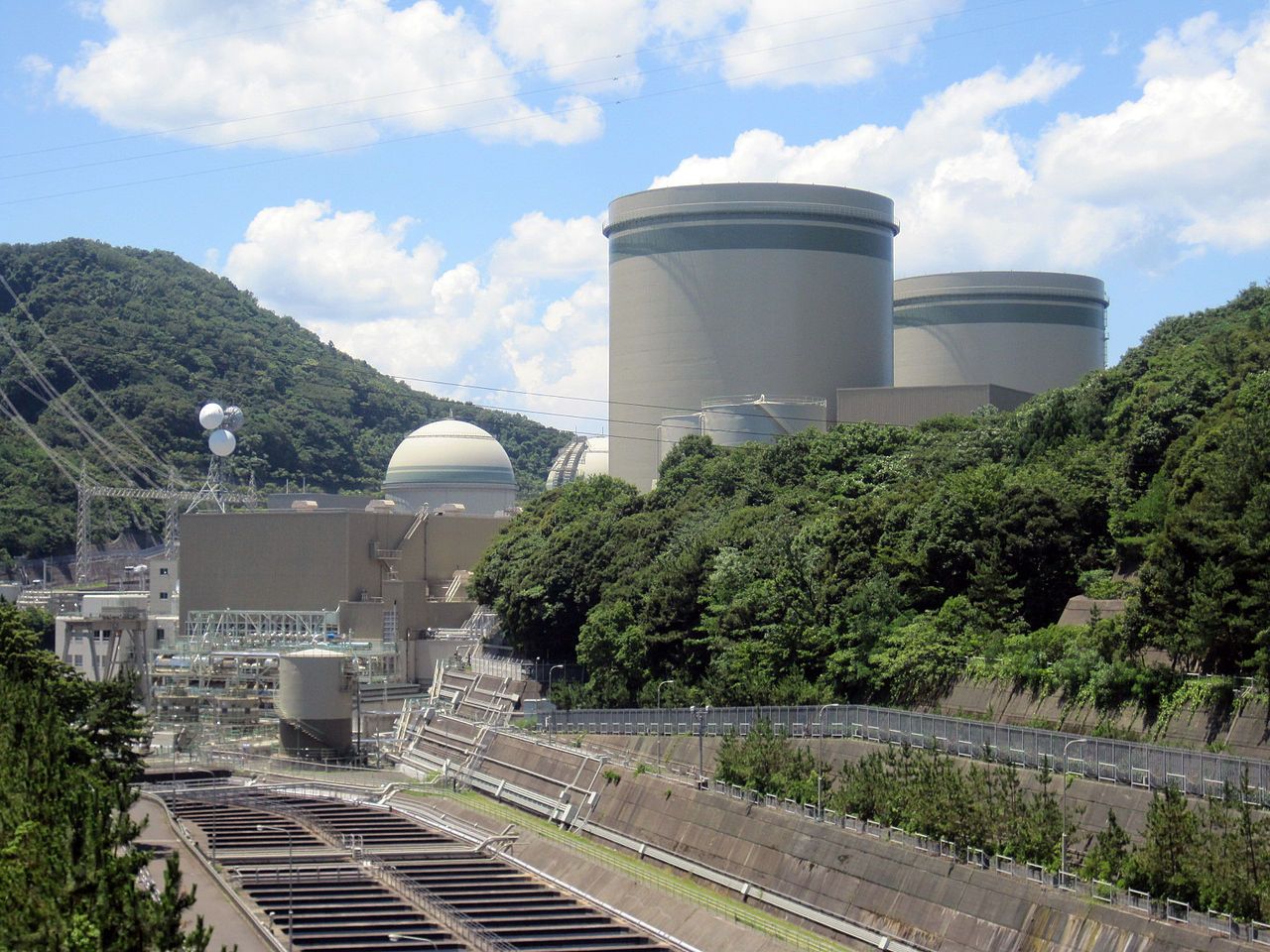 nucleaire japon prolonge duree vie reacteurs au-dela 60 ans - L'Energeek