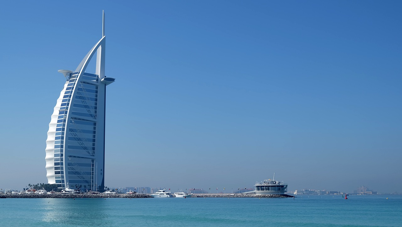 emirats veulent tripler leur puissance renouvelable installee - L'Energeek