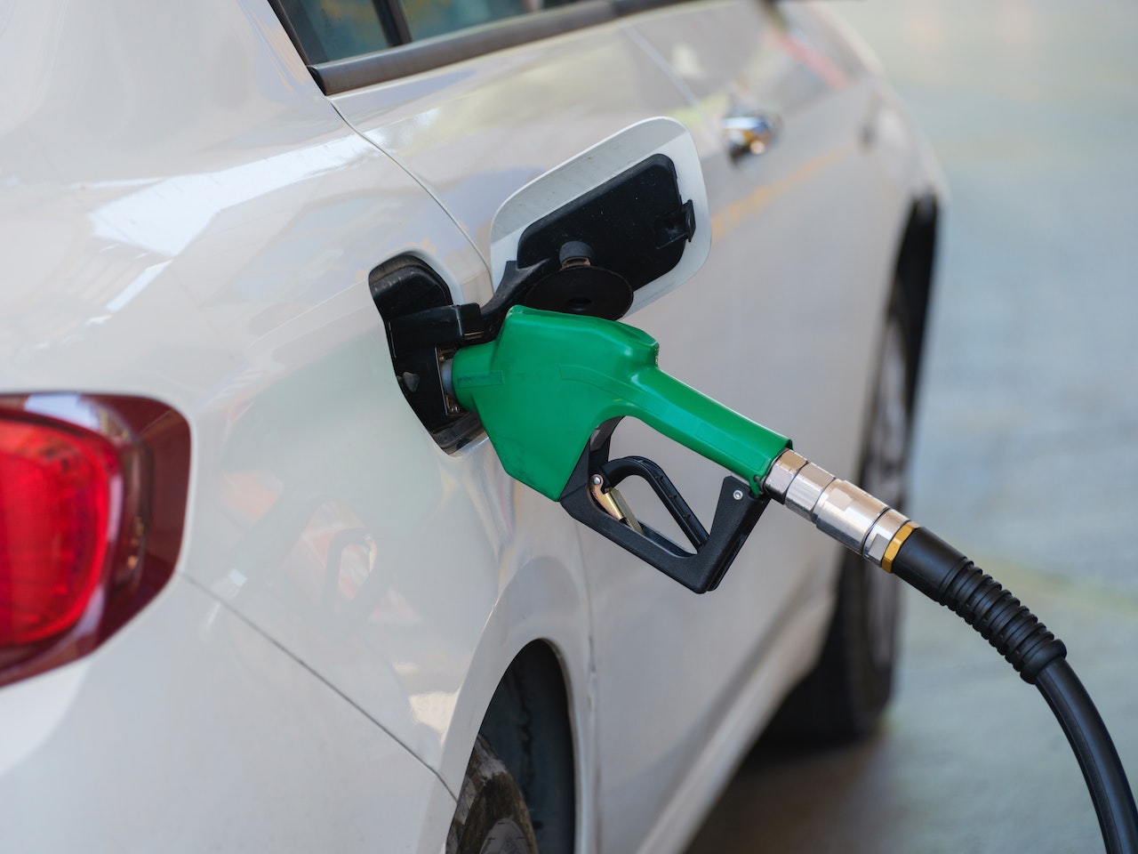 Carburants et pouvoir d'achat : le gouvernement autorise la vente à perte