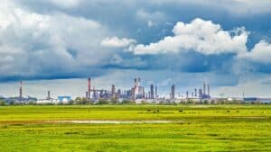 Fuite de pétrole à Donges : la Loire de nouveau polluée