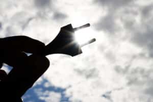Symbolic,solar,energy,theme,showing,the,sun,and,sky,with