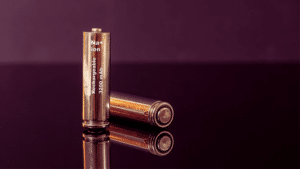 Une batterie qui va tout changer ? Découvrez la nouvelle hybride sodium-ion