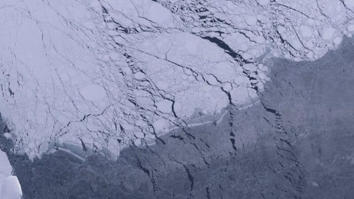 Le Filchner-Ronne Ice Shelf : un géant de glace sous pression ?