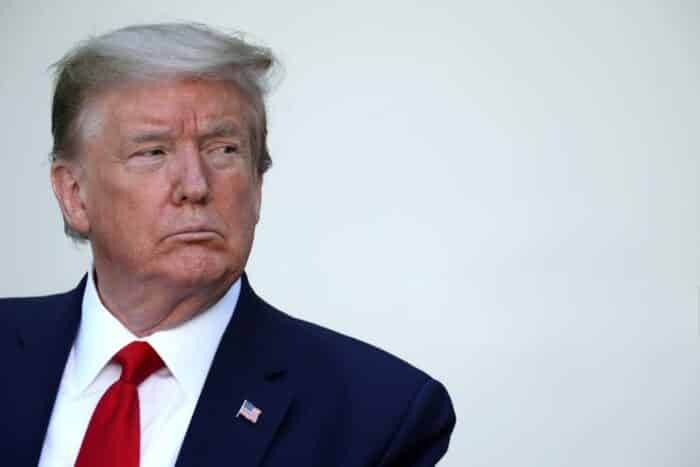 donald-trump-bornes-vehicules-electriques
