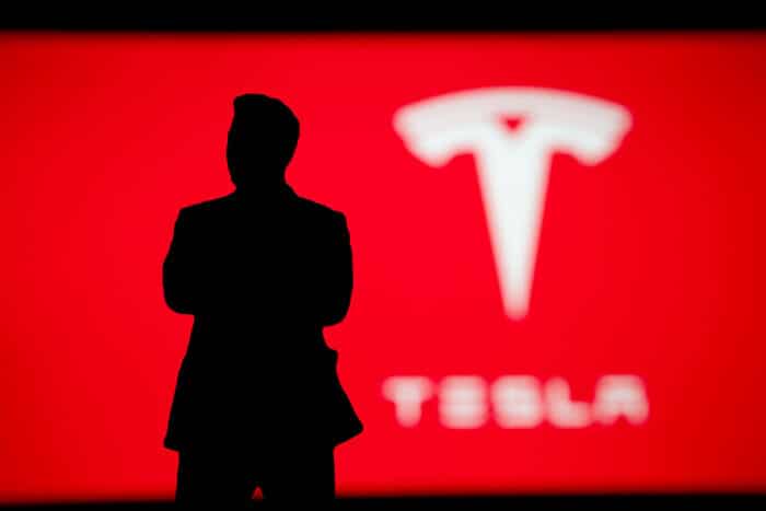 Elon Musk : un entrepreneur multitâche entre Tesla et le gouvernement