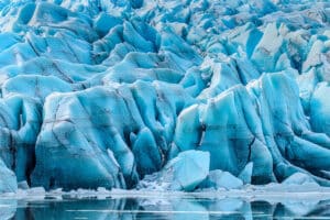 Révélation de nouvelles côtes et îles arctiques : un recul des glaciers qui change tout