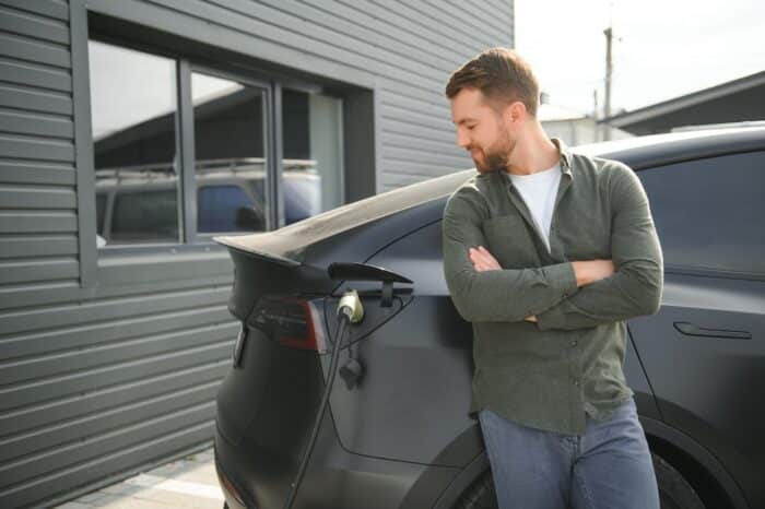 electrique-ventes-auto-renault-5-tesla