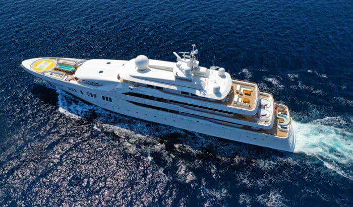 Ce navire géant est propulsé par 250 tonnes de batteries !