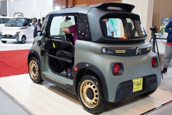 voiture-electrique-la-citroen-ami-buggy