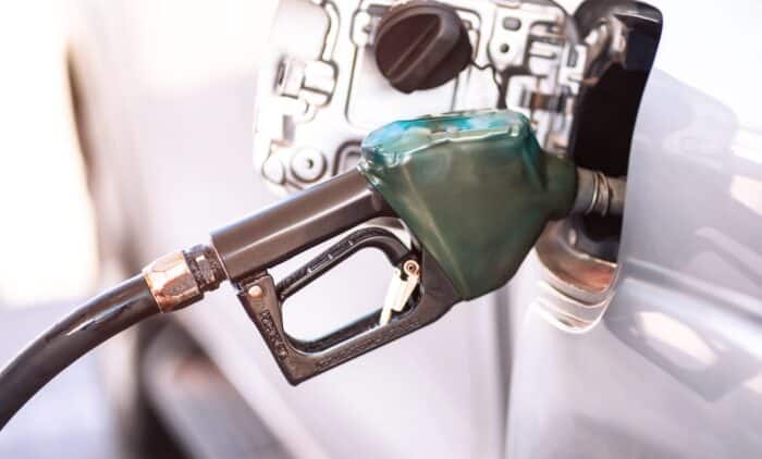 carburant-baisse-prix-a-la-pompe-juillet-2025