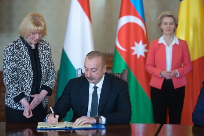 Azerbaïdjan : Bakou et Kiev unis face aux frappes russes sur les infrastructures énergétiques