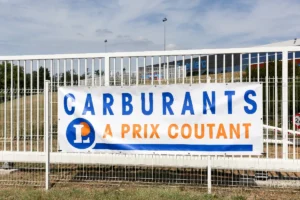 Prix coûtant à la pompe : l'offre de la rentrée chez E.Leclerc et Intermarché
