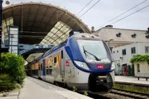 Trains français : pourquoi votre connexion Wi-Fi rame toujours autant malgré les promesses
