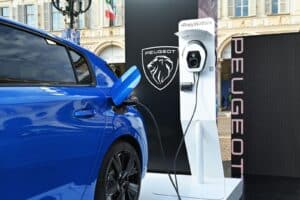 Batteries Ibis Et Fest Stellantis Accelere La Transition Energetique