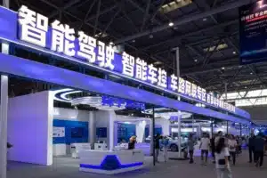 Batteries électriques : pourquoi la Chine écrase tous ses rivaux et laisse le monde impuissant