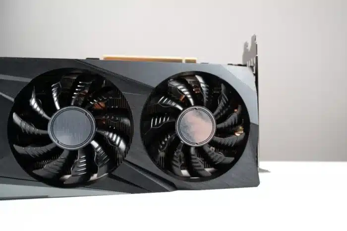 Il rachète 1200 cartes graphiques Nvidia pour 9 € : son entreprise n’avait aucune idée du jackpot qu’elle bradait