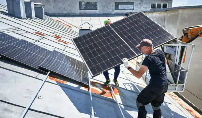 Énergie verte : la Chine tient déjà l’Europe par les panneaux solaires et les batteries