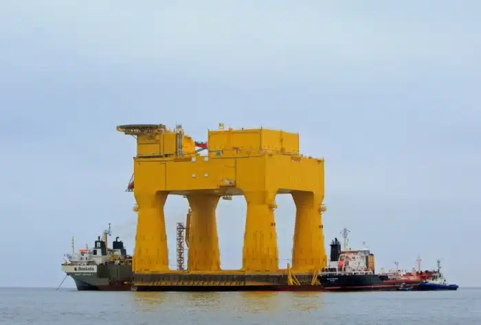 Éolien flottant : le tout premier géant des mers installé au large de Port-la-Nouvelle