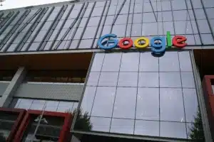 Google mise sur l'énergie nucléaire pour alimenter ses centres de données IA