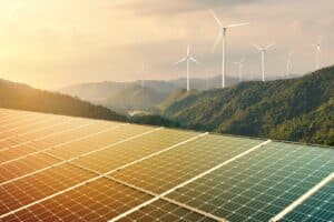 Panneaux Solaires Aviation Debat Energetique Risques Eblouissement