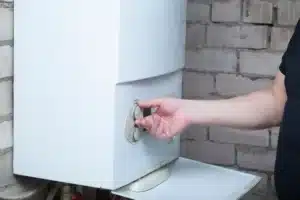 Ces 3 réglages oubliés sur la chaudière font exploser la facture chaque hiver