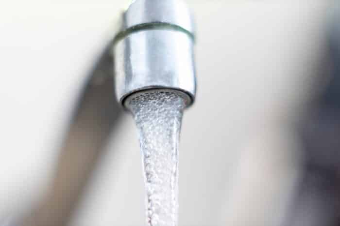 Les ONG Générations Futures et Data For Good ont mis en ligne jeudi un site proposant une carte interactive des principaux polluants chimiques présents dans l'eau du robinet en France