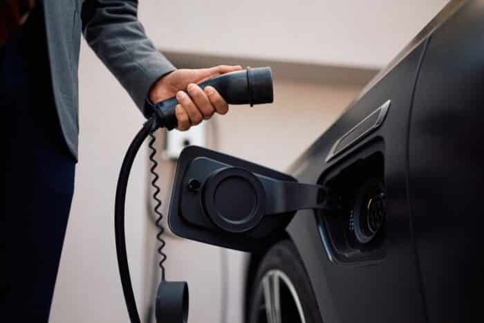 hybrides-rechargeables-voitures-pollution
