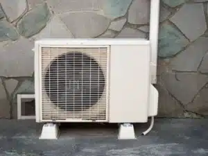 -10 °C, -15 °C… jusqu’où une pompe à chaleur peut-elle encore chauffer efficacement ?