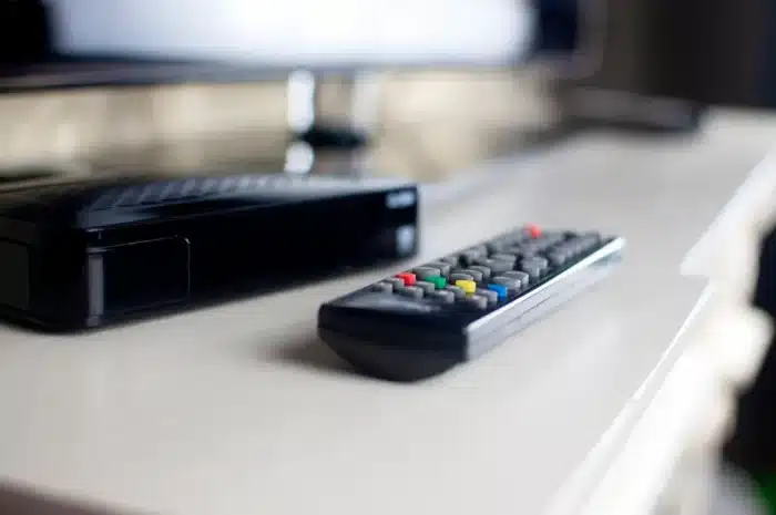 Plus de box pour regarder la TV ? Ce tournant technologique qui divise déjà