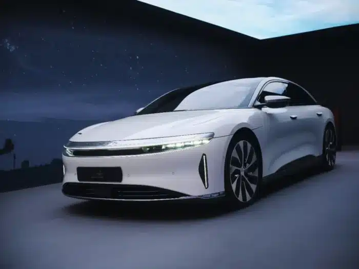 C’est officiel : cette voiture électrique bouleverse le marché avec une batterie jamais vue