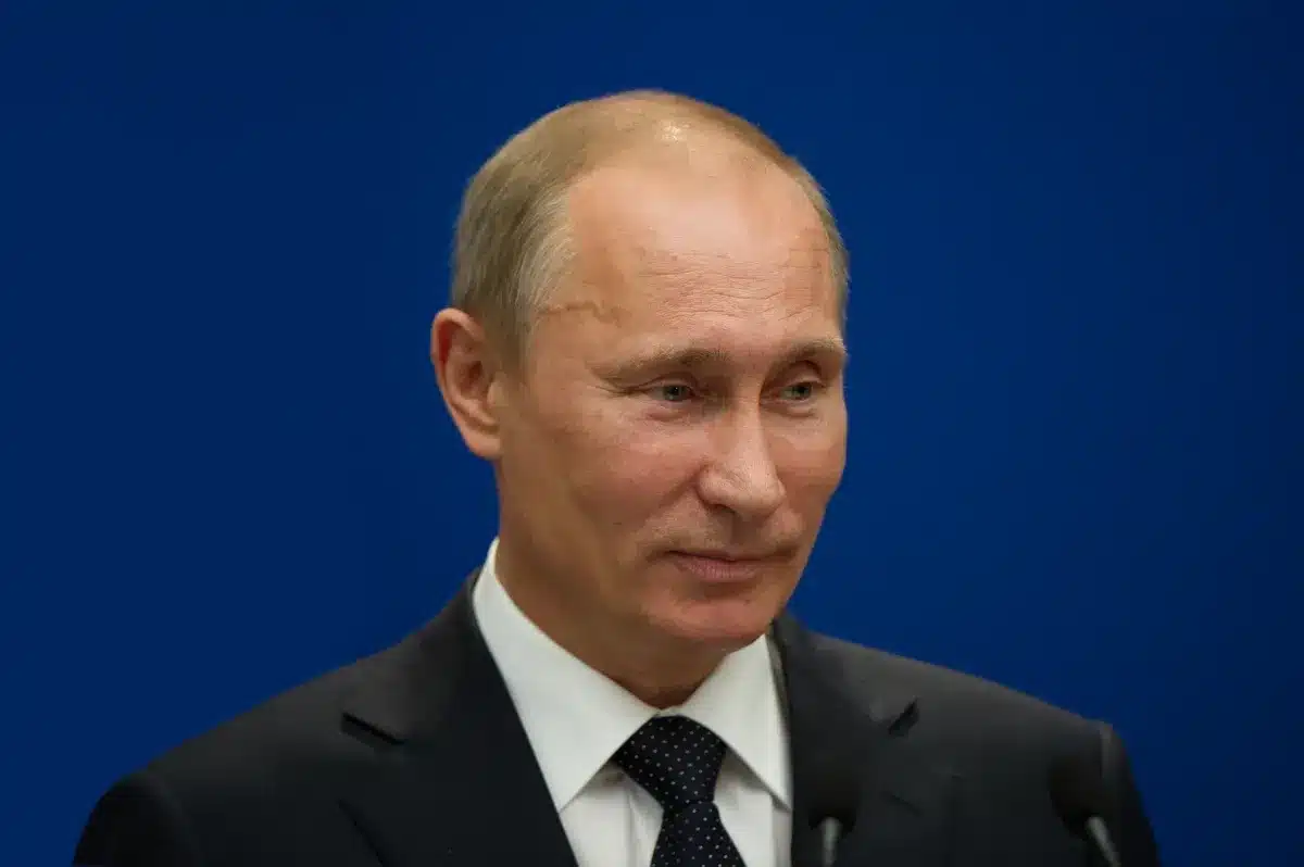 En pleine crise au Moyen-Orient, cette offre russe sur le carburant pourrait tout rebattre