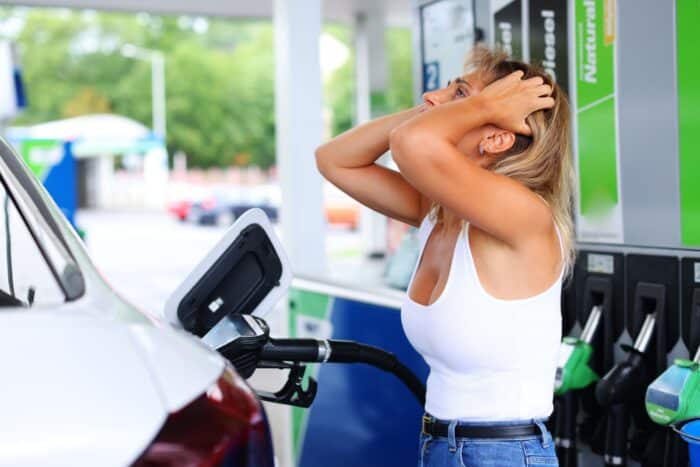 Avec Le Pret Flash Carburant Le Gouvernement Veut Resoudre La Crise