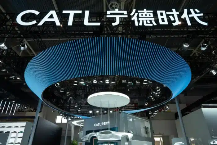 Les ingénieurs de CATL l'ont fait : 1500 km en une seule charge et recharge en 6 minutes, les constructeurs auto n'y croyaient pas