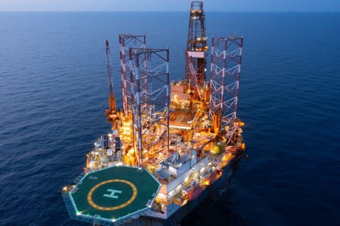 Éni découvre un gisement de 57 milliards de m³ de gaz au large de l'Égypte