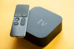 Mauvaise nouvelle pour les abonnés IPTV : la justice française ordonne un blocage simultané par les FAI, les DNS et même les VPN