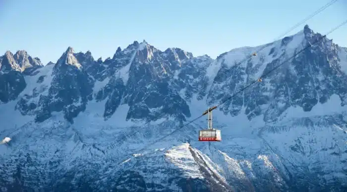 Ni pétrole ni gaz : les Alpes et les Pyrénées reposeraient sur des réserves massives d'hydrogène naturel