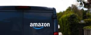 Amazon révolutionne la logistique mondiale avec sa nouvelle offensive contre UPS et FedEx