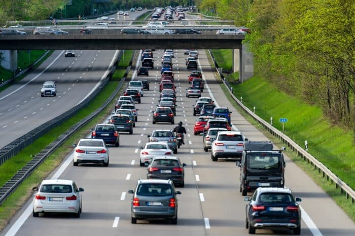 Prix des carburants : l'État va venir en aide aux gros rouleurs