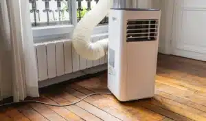 Un technicien en climatisation a calculé le coût exact d'une nuit complète de clim : le montant surprend tout le monde