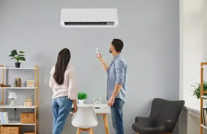 Les installateurs de clim sont unanimes : ce n'est pas 22°C qu'il faut régler en été, et la vraie température idéale surprend tout le monde