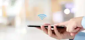 Avant de changer d'abonnement internet, vérifiez cette liste cachée dans votre box : elle affiche tous les appareils connectés, y compris ceux du voisin
