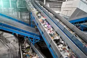 Ces 5 déchets sont interdits en déchetterie : comment s'en débarrasser et éviter une amende