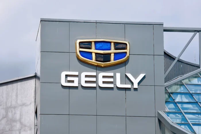 Geely promet une recharge complète en quelques minutes : les ingénieurs de Tesla et BYD n'avaient pas vu venir cette technologie